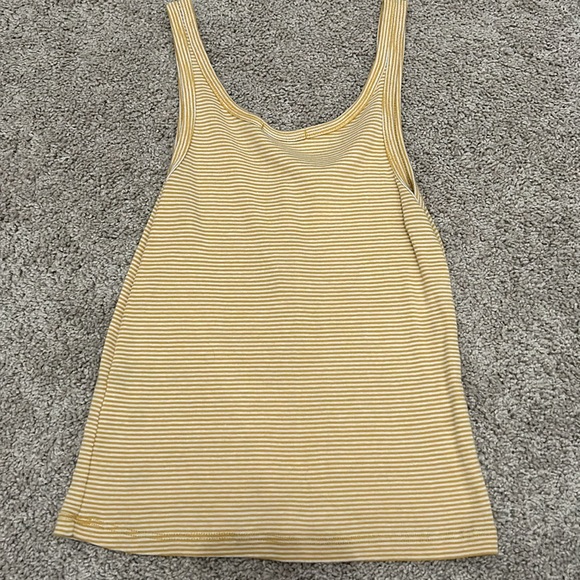 Brandy Melville tank - Picture 3 of 3